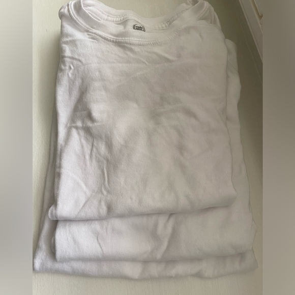 Bundle of 3 Wonder Nation extra large (size 14/16) plain white crewneck shirts. - Picture 4 of 4